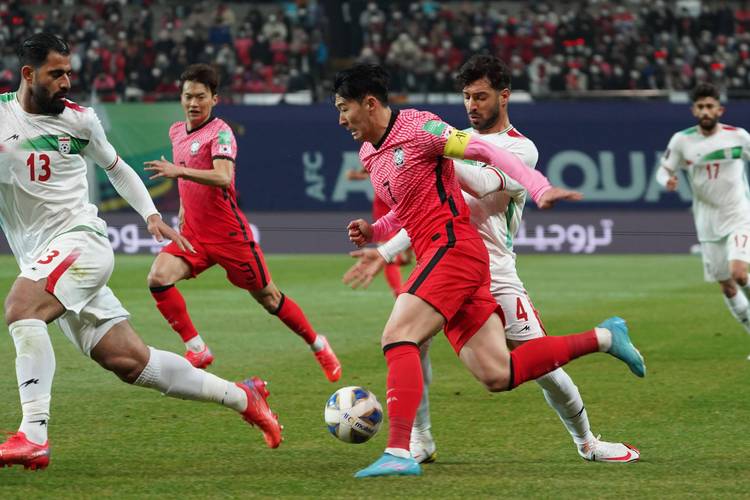 韩国与伊朗足球比赛直播